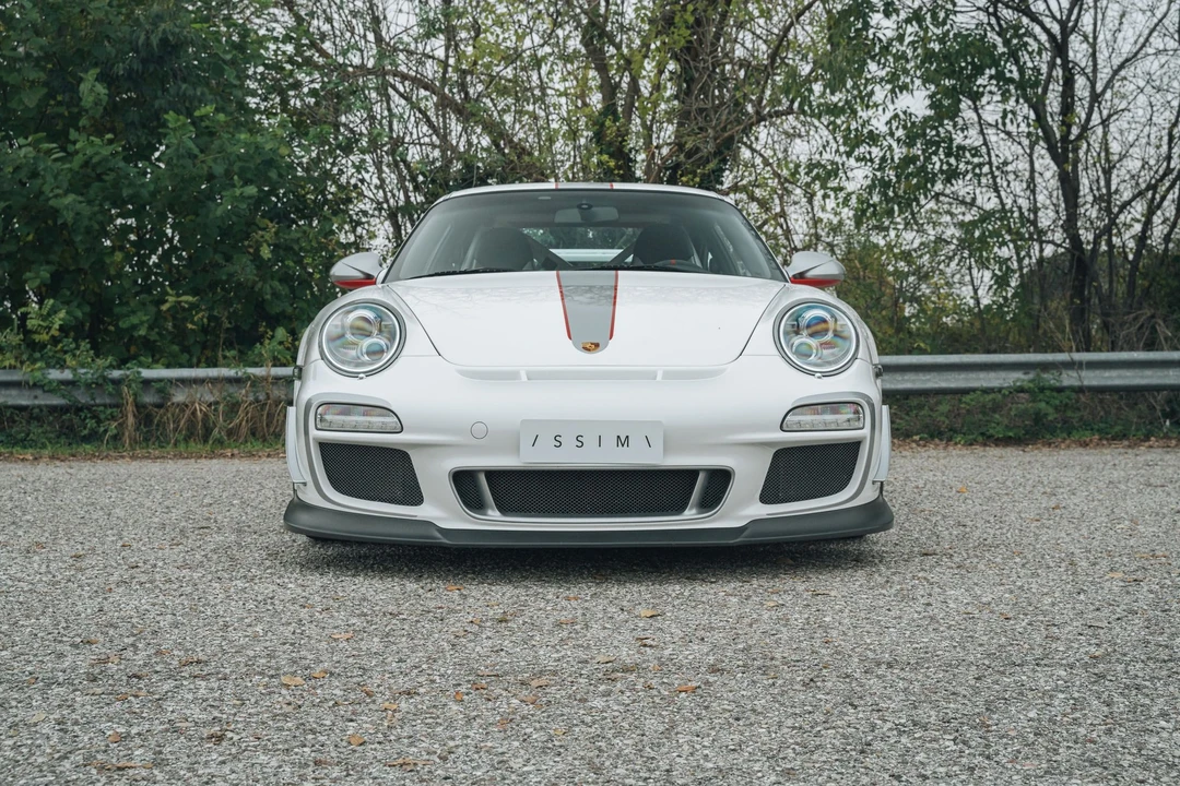 2011 Porsche 997 GT3 RS - Image 2 of 9