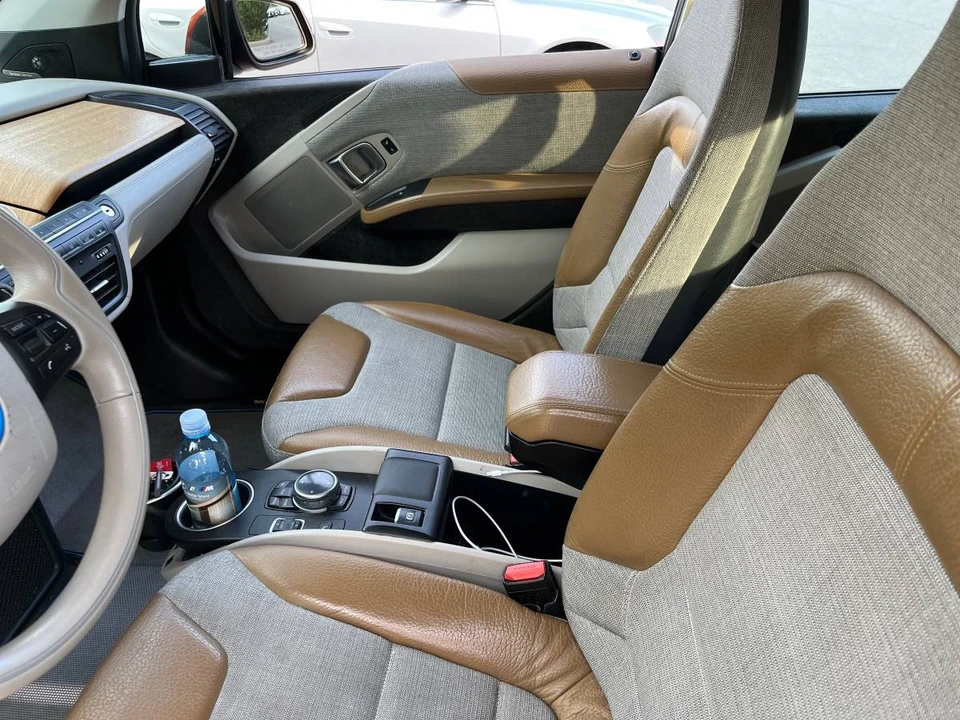 2014 BMW i3 - Image 13 of 14