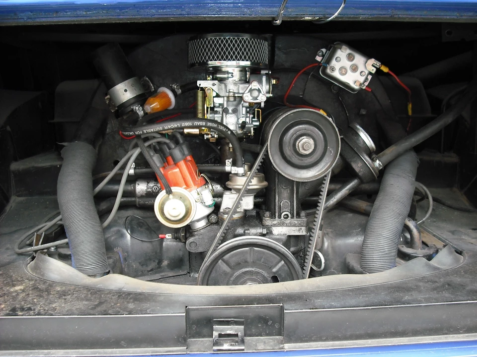 1965 Volkswagen Split-Window Bus - Image 4 of 11