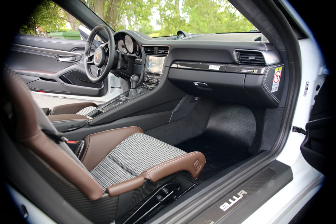 2016 Porsche 991 R - Image 4 of 10