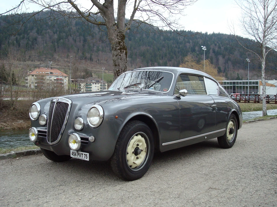 1954 Lancia Aurelia - Image 13 of 24