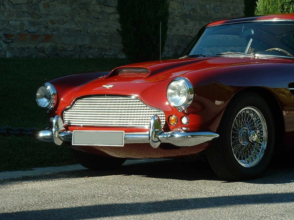 1959 Aston Martin DB4 - Image 11 of 17