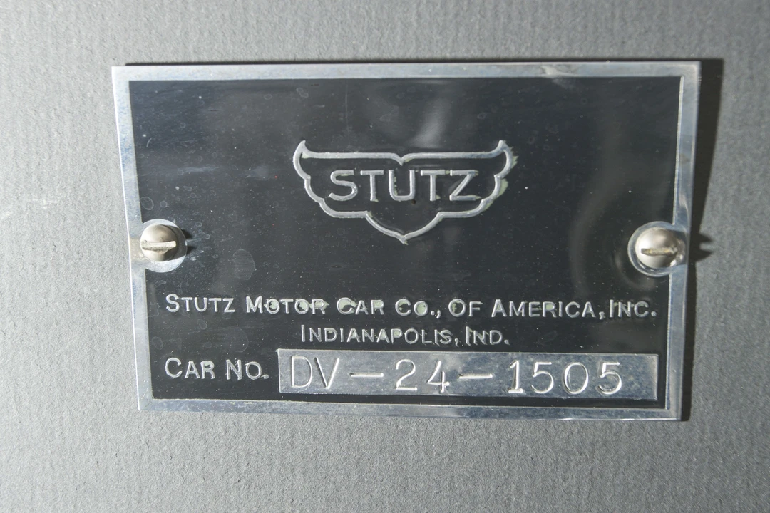 1933 Stutz Vertical Eight - Image 13 of 27