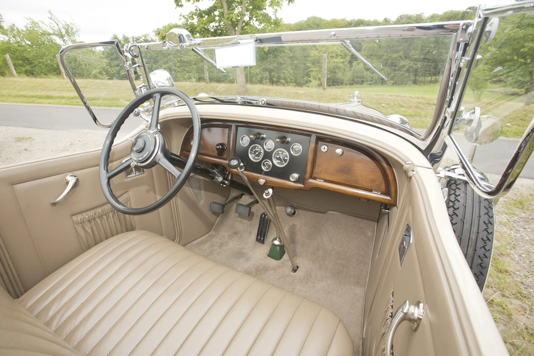 1933 Stutz Vertical Eight - Image 18 of 27