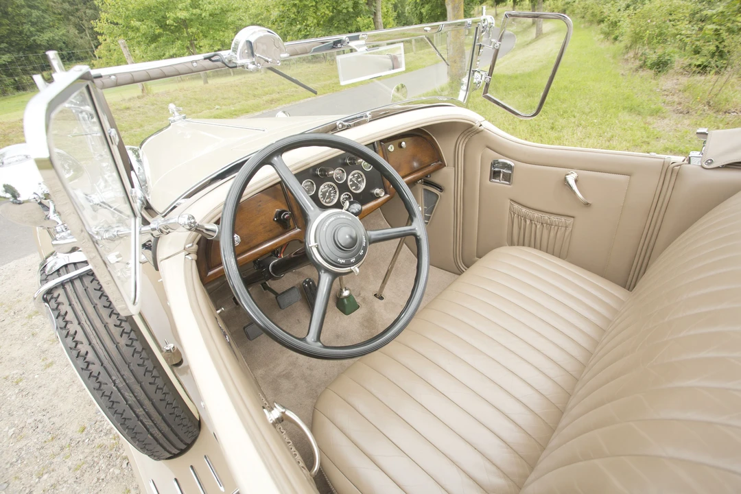1933 Stutz Vertical Eight - Image 19 of 27