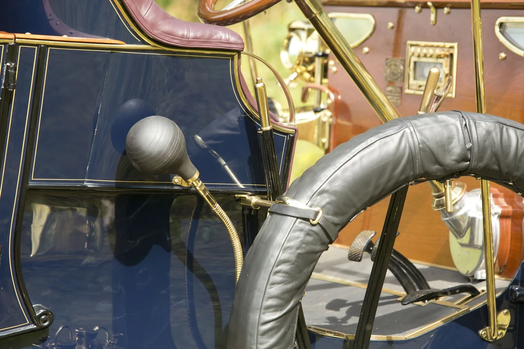 1909 Renault - Image 25 of 27