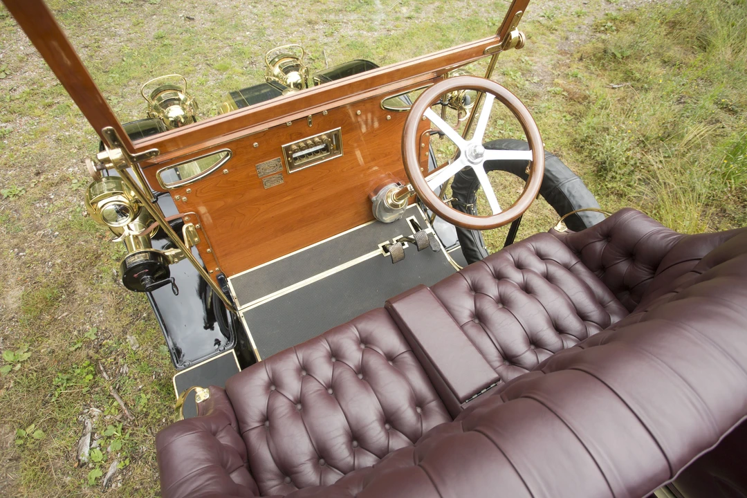 1909 Renault - Image 19 of 27