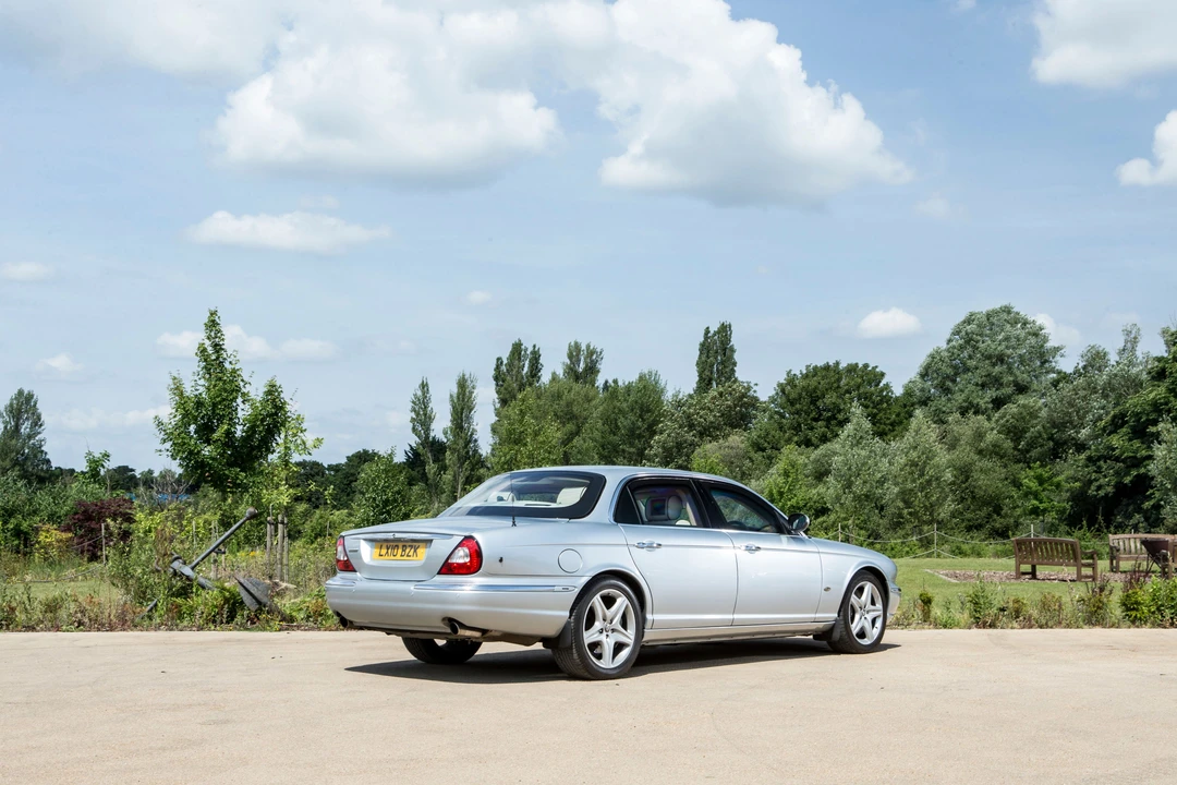 2010 Jaguar X351 XJ - Image 21 of 26