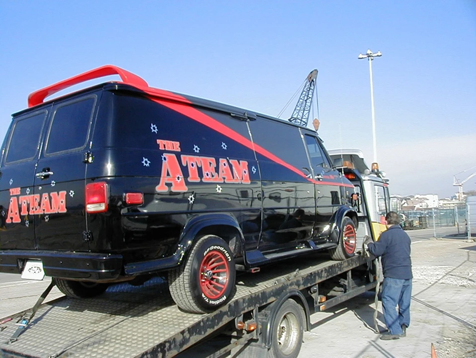 1987 Chevrolet G-Series Van - Image 3 of 4