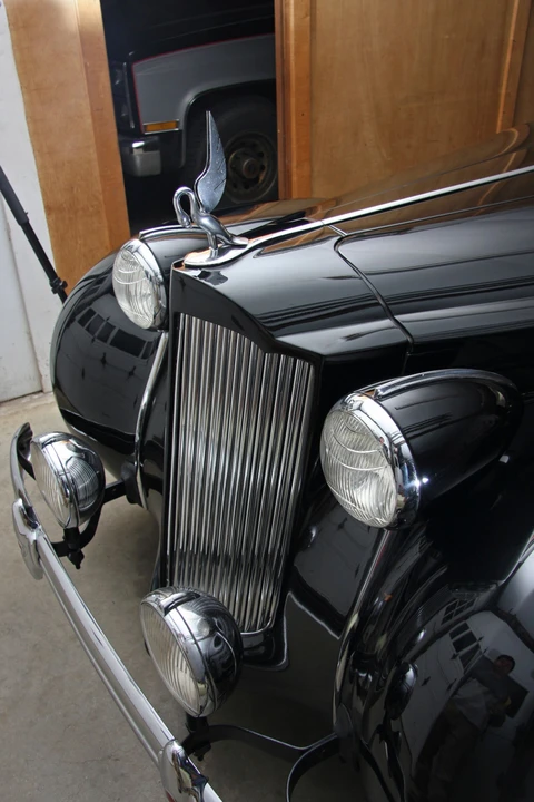 1938 Packard Eight - Image 4 of 17