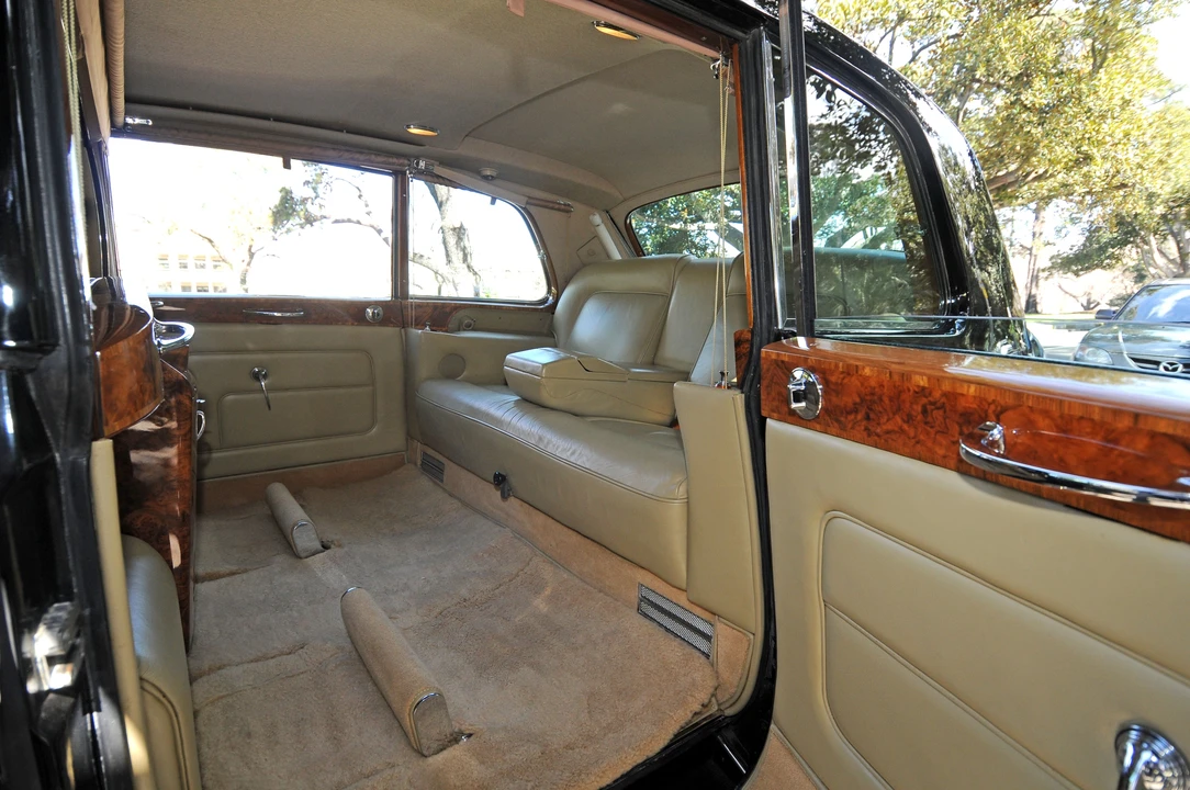 1967 Rolls-Royce Phantom V - Image 8 of 22