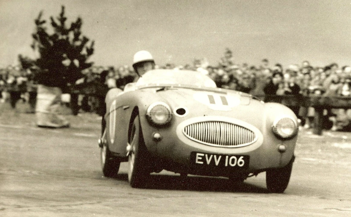 1955 Austin-Healey 100 - Image 18 of 31