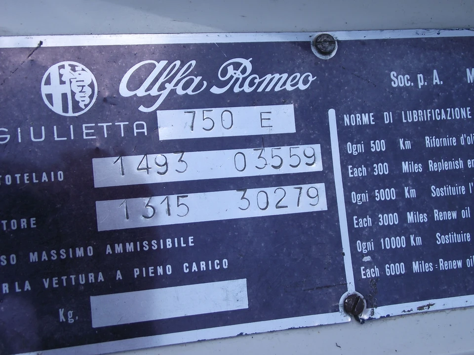 1957 Alfa Romeo Giulietta - Image 11 of 12