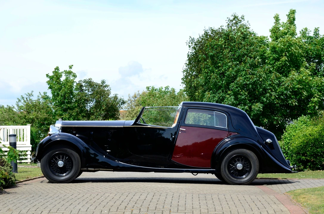 1937 Rolls-Royce Phantom III - Image 12 of 17