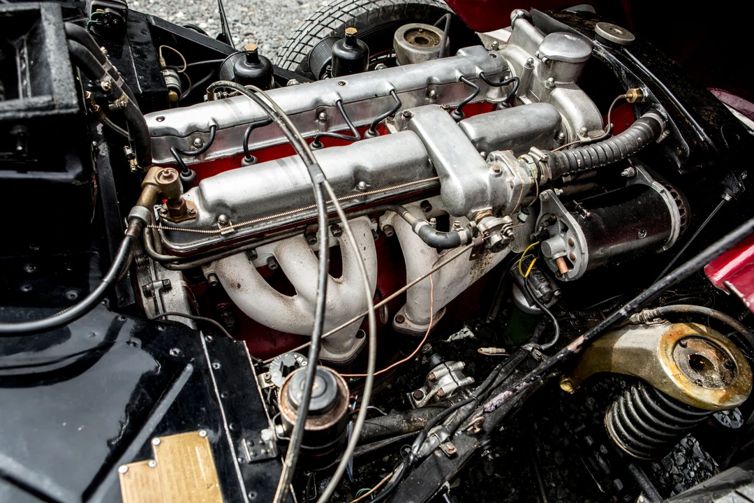 1952 Aston Martin DB1 & DB2 & DB2/4 & DB Mark III - Image 19 of 20