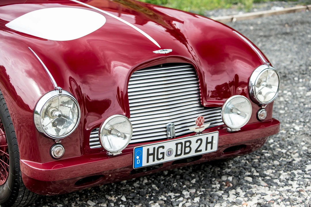 1952 Aston Martin DB1 & DB2 & DB2/4 & DB Mark III - Image 9 of 20