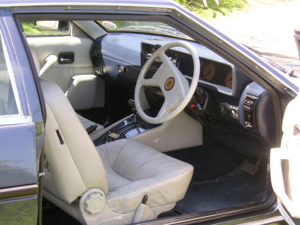 1985 Bitter - Image 2 of 4
