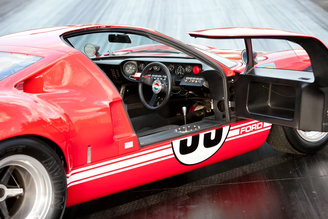1966 Ford GT40 - Image 15 of 31