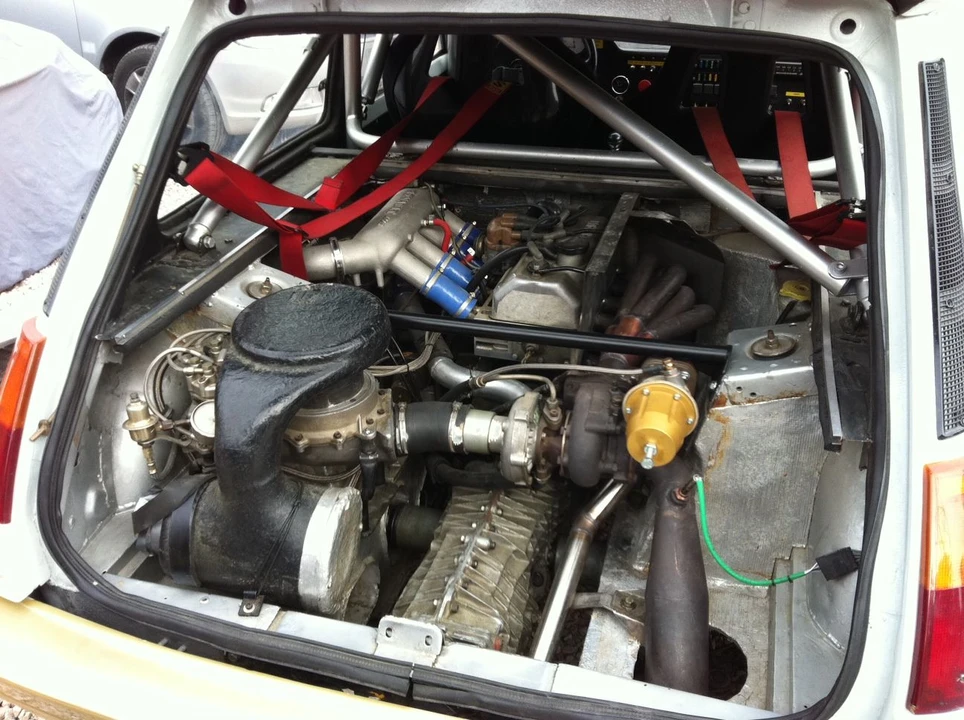 1982 Renault 5 Turbo 1 - Image 2 of 7