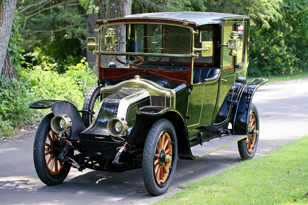 1912 Renault - Image 8 of 8