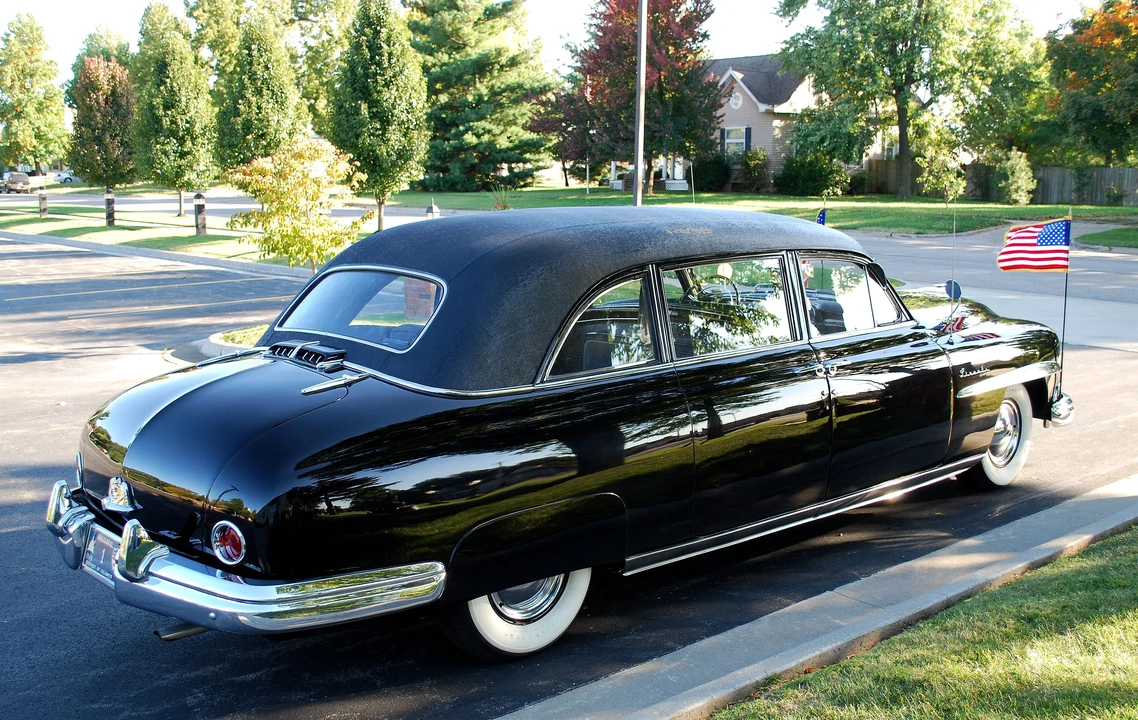 1950 Lincoln Cosmopolitan - Image 9 of 12