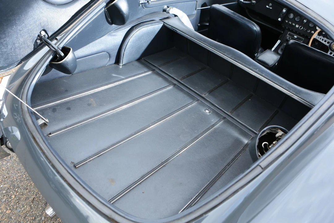 1967 Jaguar E-Type Series 1 2+2 - Image 8 of 17