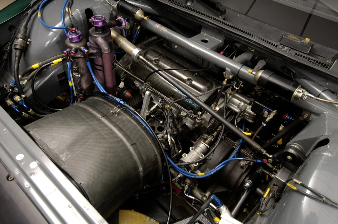 1999 Renault - Image 3 of 3