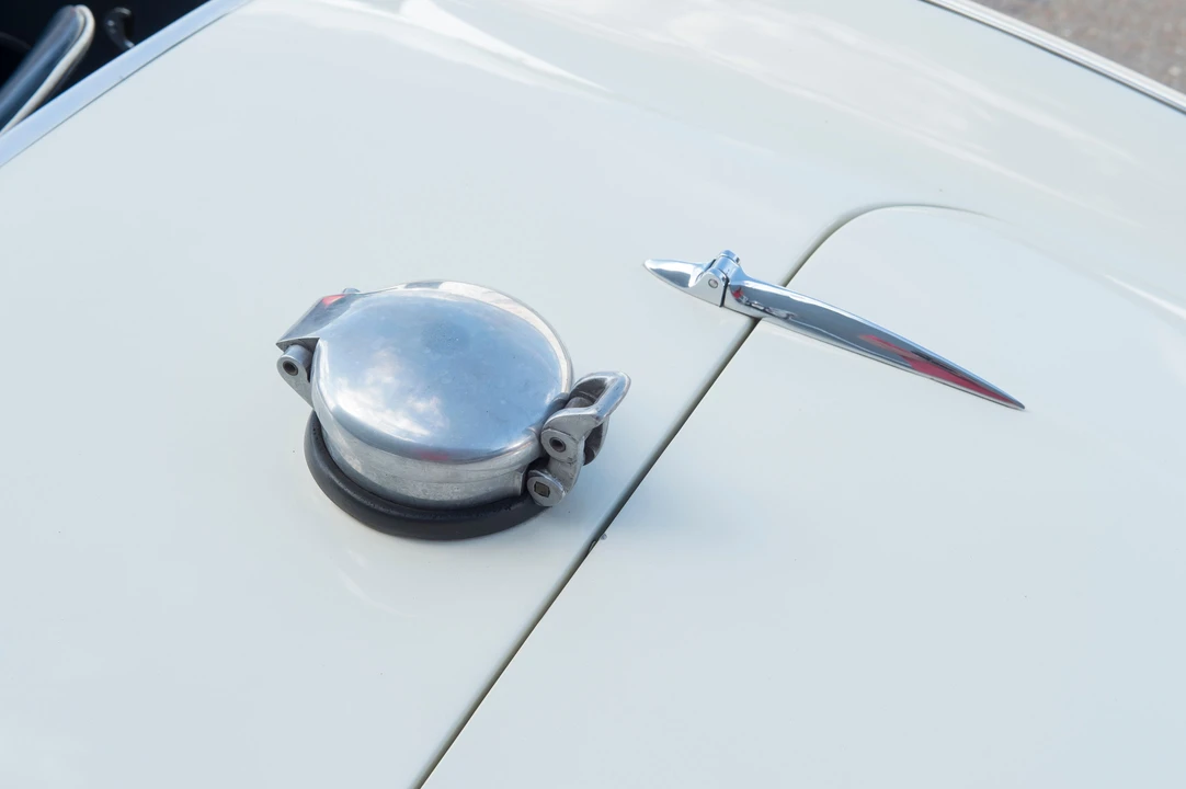 1955 Austin-Healey 100 - Image 9 of 31
