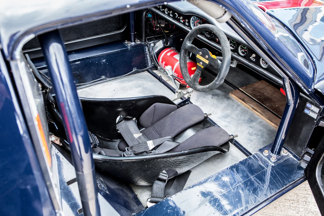 1968 Chevron - Image 21 of 31