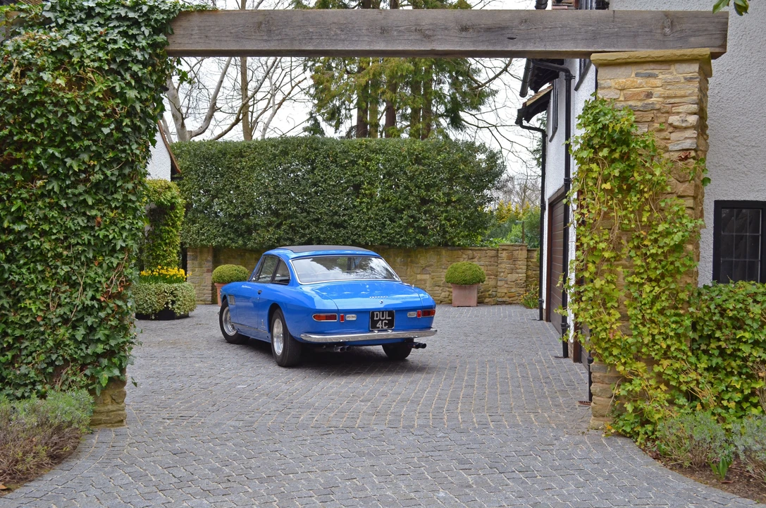 1965 Ferrari 330 GT 2+2 - Image 16 of 31