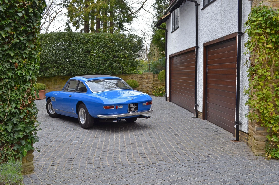 1965 Ferrari 330 GT 2+2 - Image 15 of 31