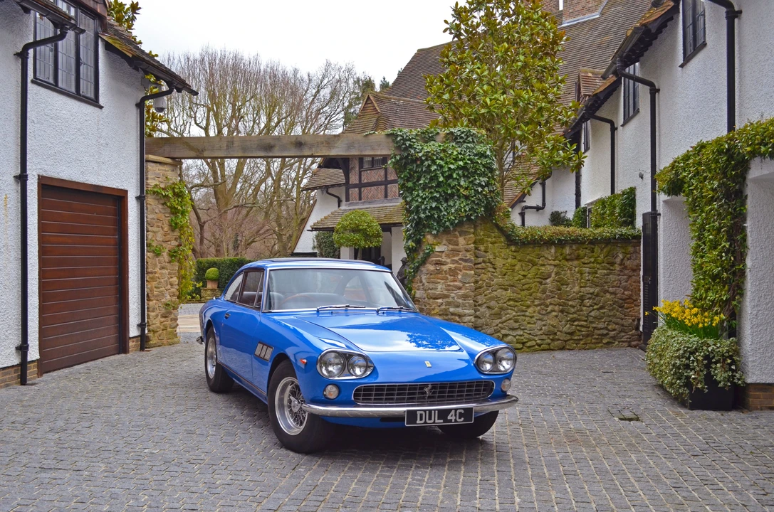 1965 Ferrari 330 GT 2+2 - Image 13 of 31