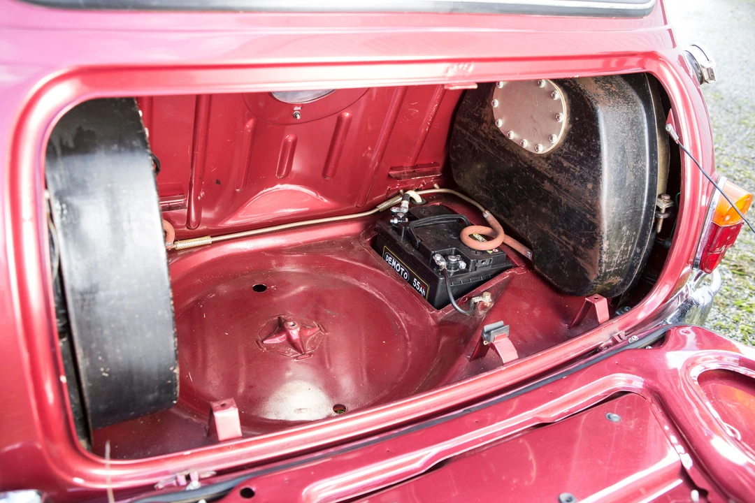 1964 Morris - Image 20 of 30
