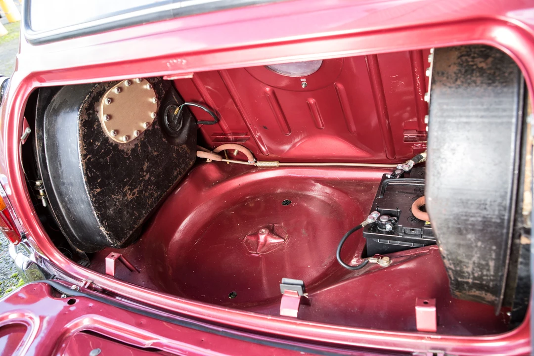 1964 Morris - Image 19 of 30