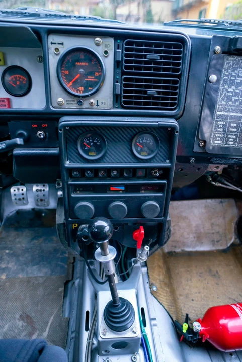 1991 Lancia Delta 1st Gen - Image 18 of 31