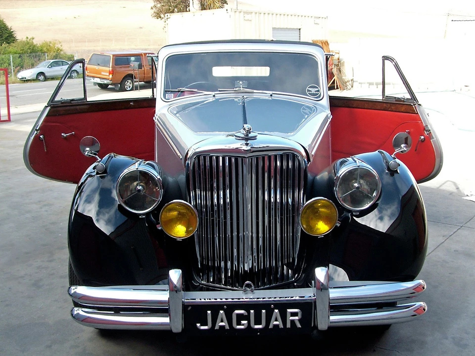 1950 Jaguar Mark V - Image 15 of 17