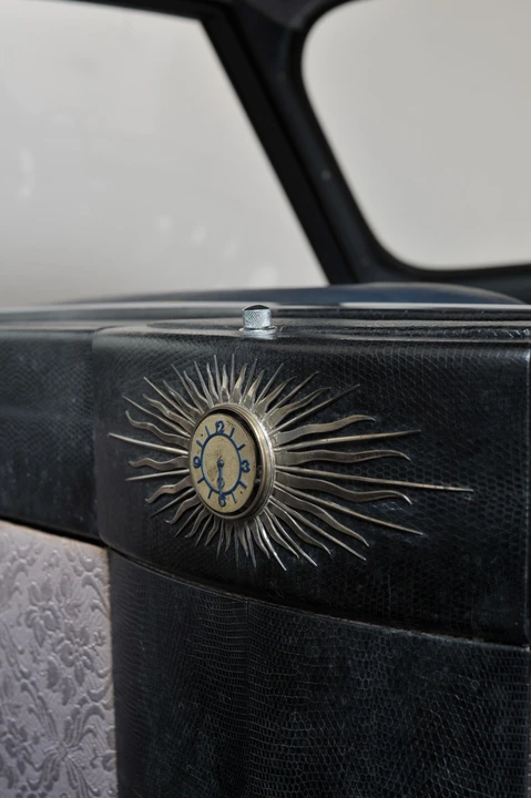 1954 Daimler - Image 3 of 31