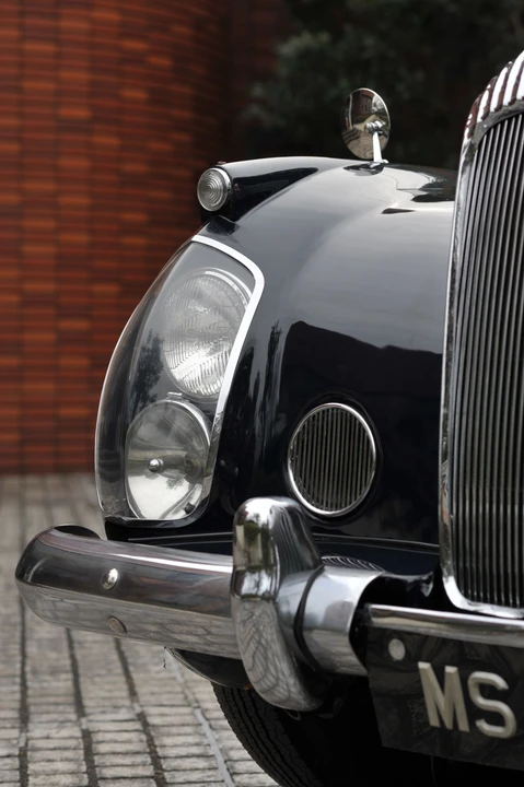 1954 Daimler - Image 14 of 31