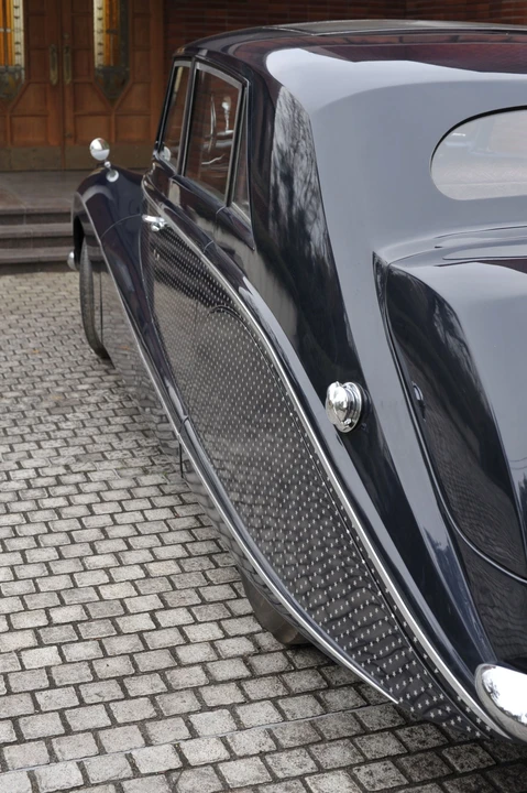1954 Daimler - Image 7 of 31