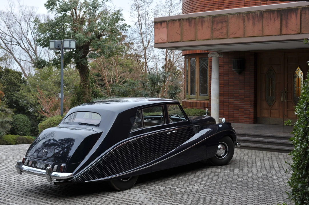 1954 Daimler - Image 10 of 31