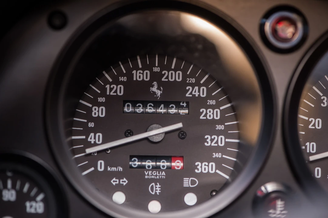 1989 Ferrari F40 - Image 12 of 31