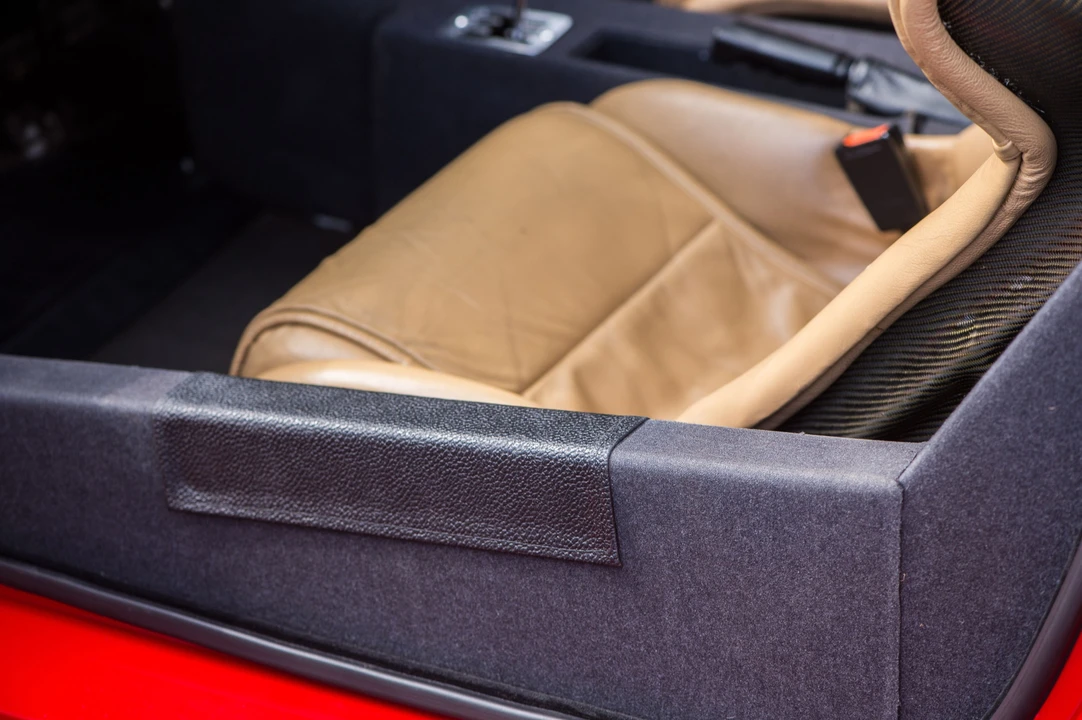 1989 Ferrari F40 - Image 10 of 31