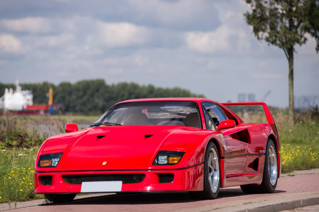 1989 Ferrari F40 - Image 2 of 31