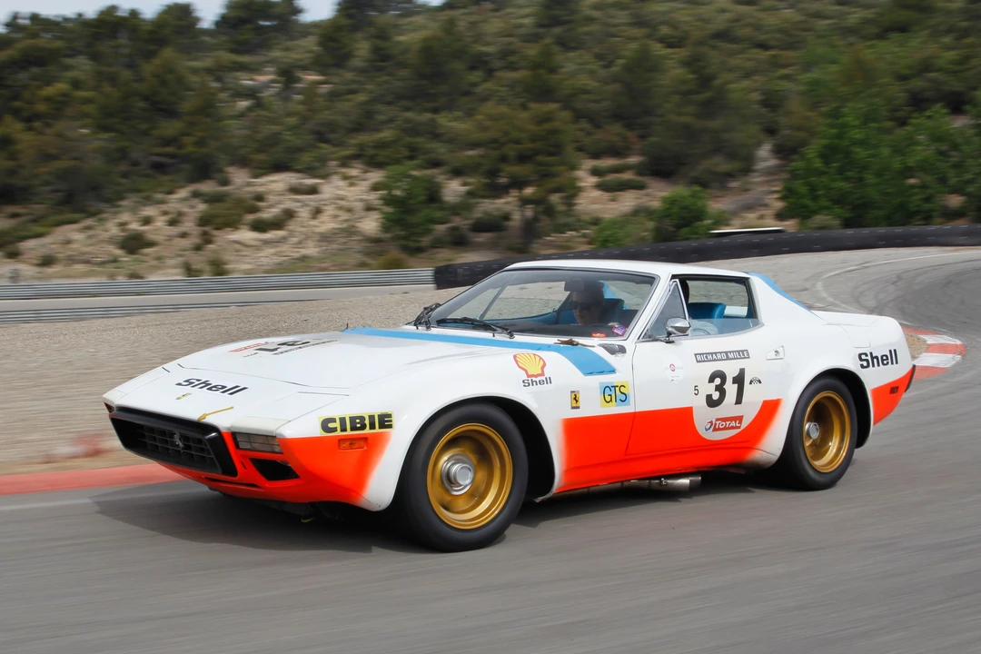 Ferrari Daytona Spider - Image 24 of 31