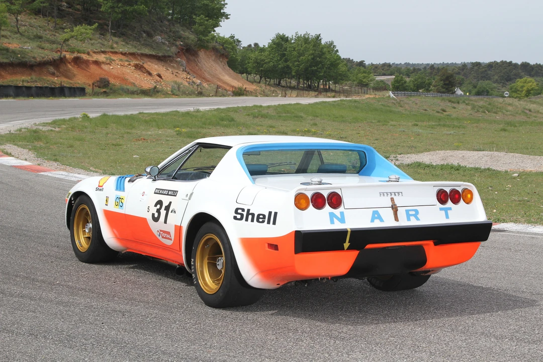Ferrari Daytona Spider - Image 23 of 31