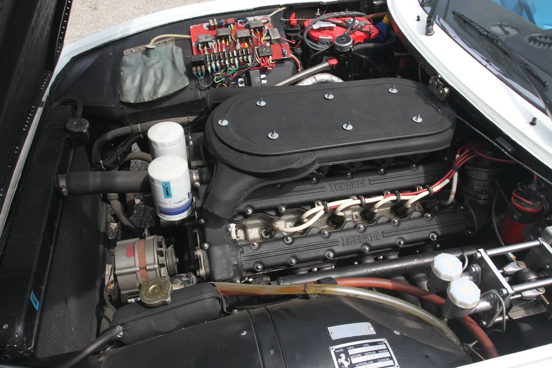 Ferrari Daytona Spider - Image 31 of 31