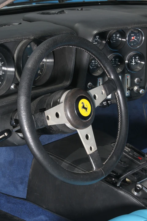 Ferrari Daytona Spider - Image 6 of 31