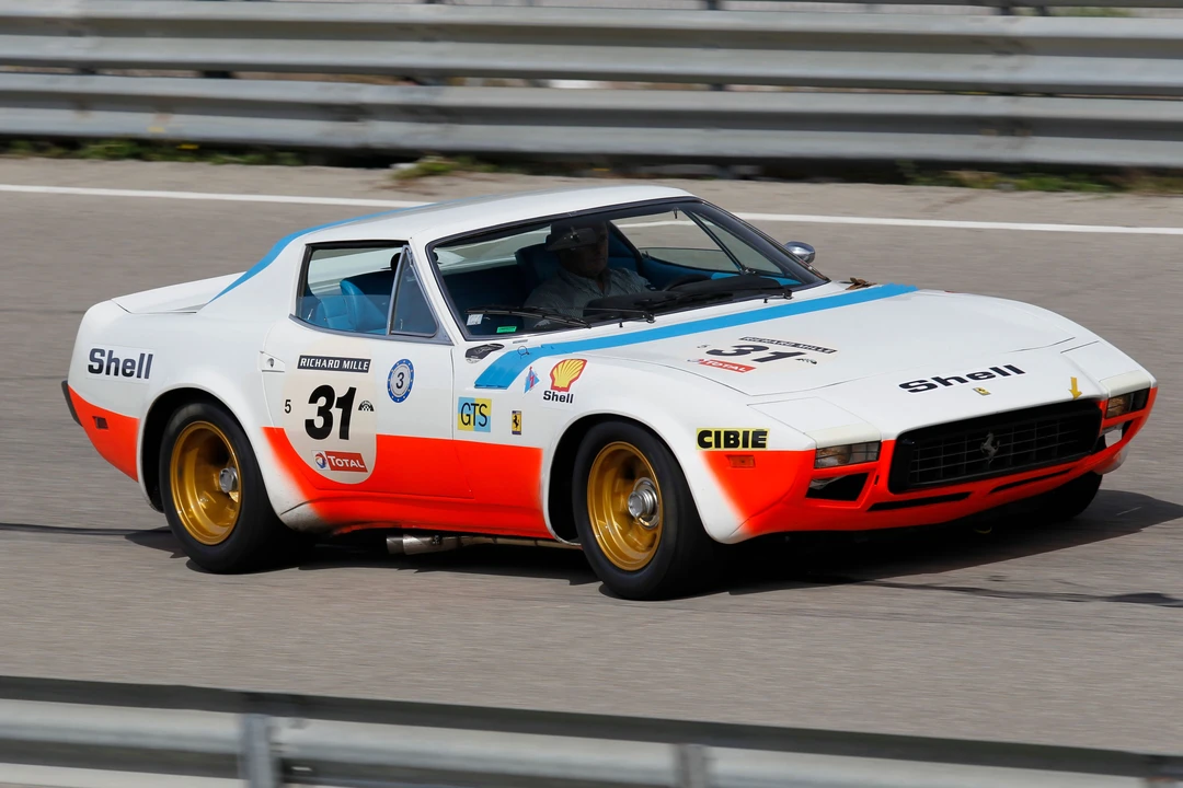 Ferrari Daytona Spider - Image 26 of 31