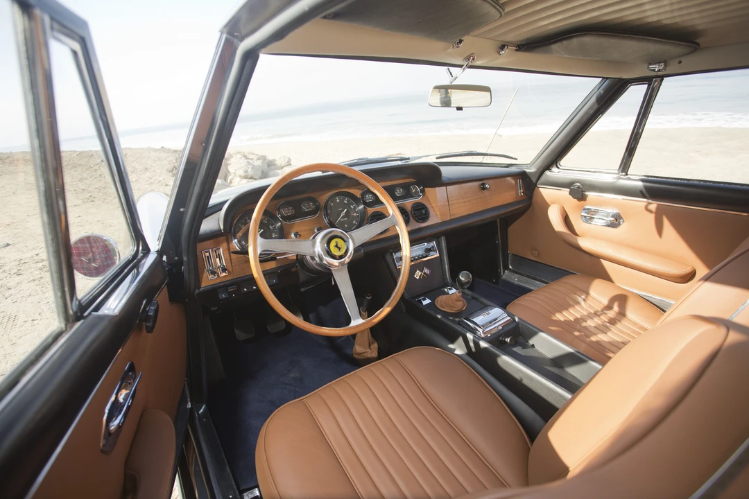1966 Ferrari 330 GT 2+2 - Image 25 of 31