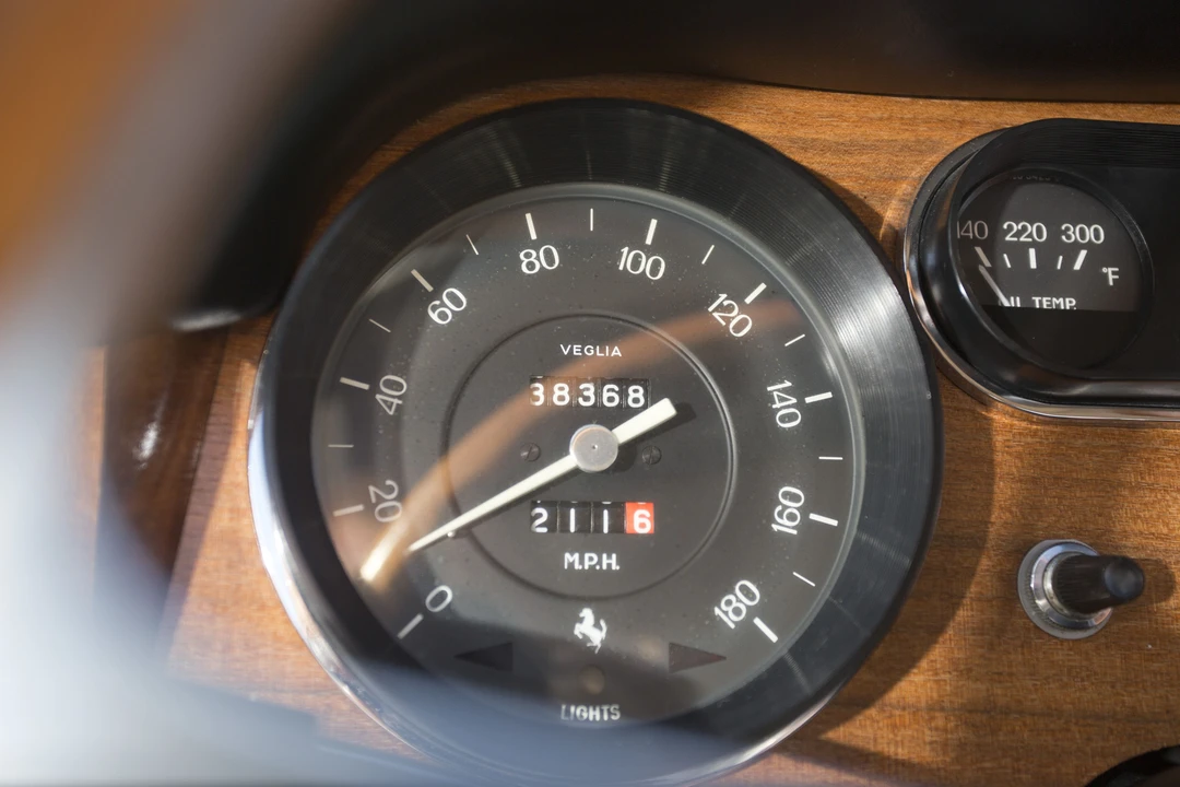 1966 Ferrari 330 GT 2+2 - Image 21 of 31